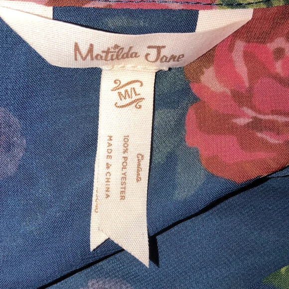 Matilda Jane size medium/large blue floral cardigan - Picture 5 of 5